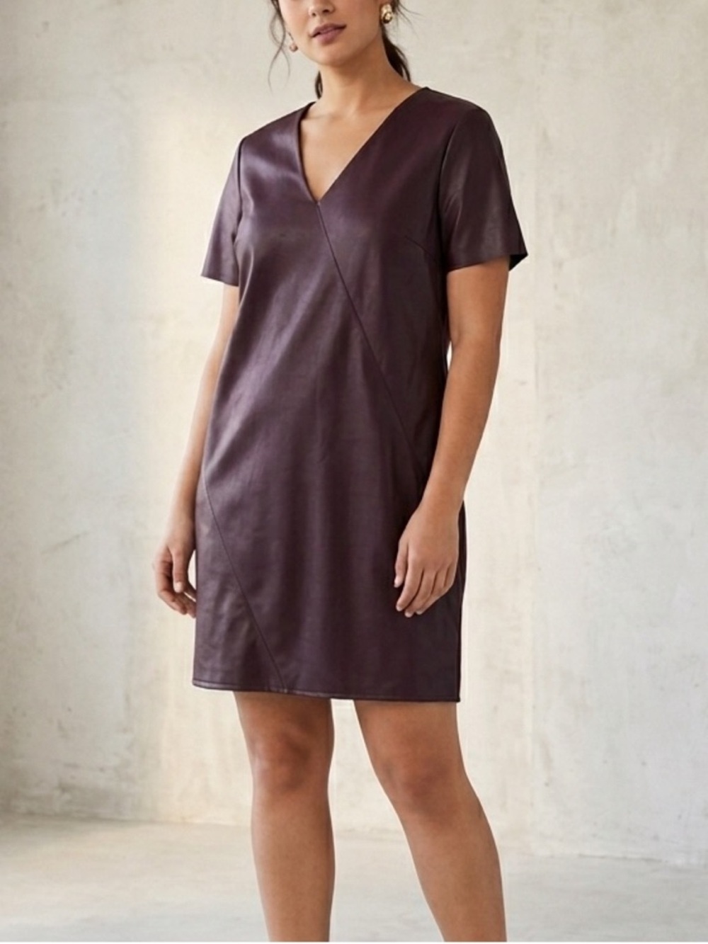 Calvin Klein Faux Leather V-Neck Shift Dress Burgundy Wine Purple Size Medium